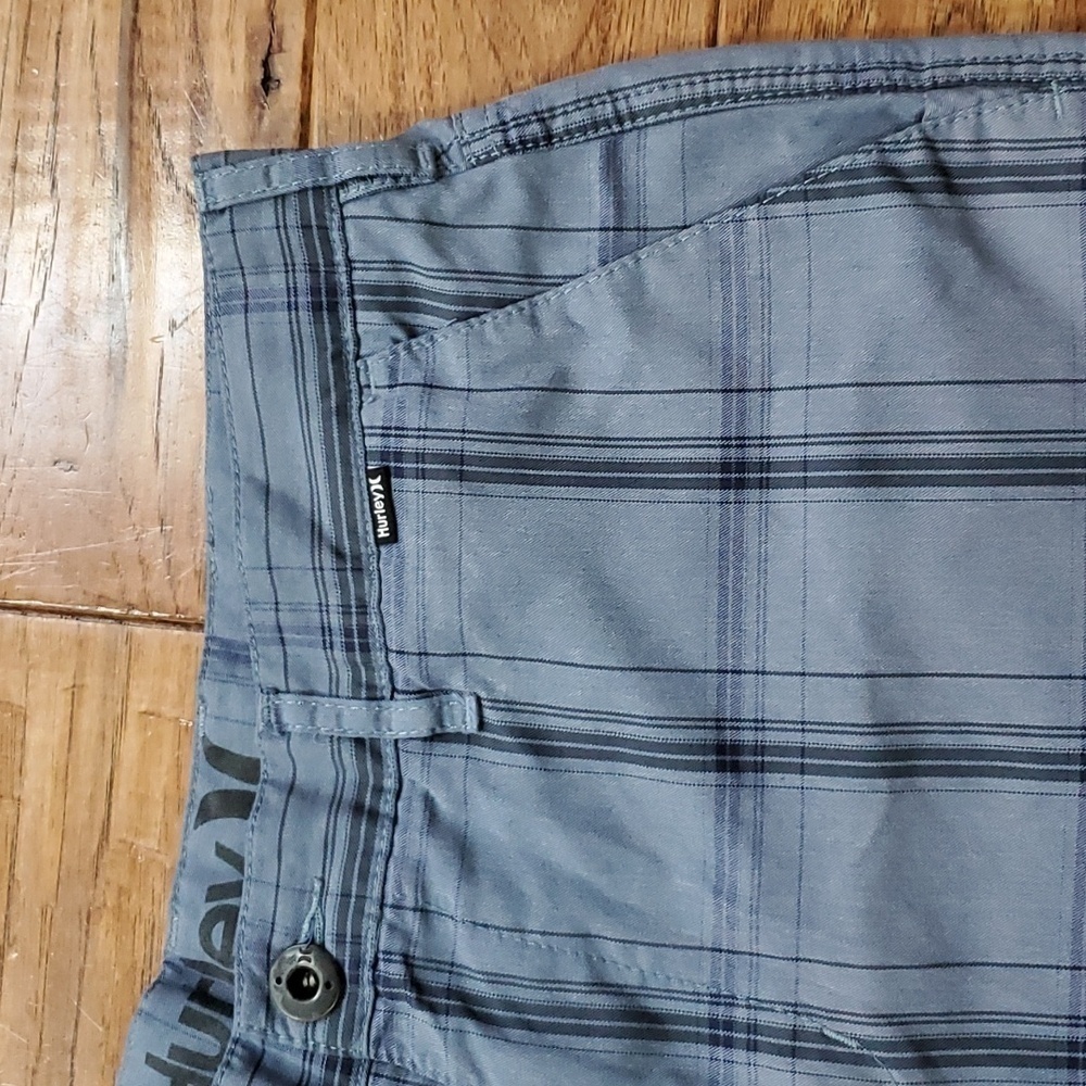 Hurley Nike Dri-fit plaid surf shorts - Picture 2 of 6